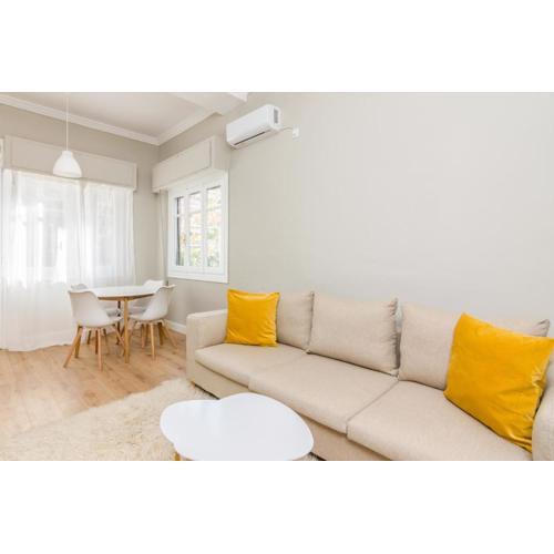 Great house w/ private parking