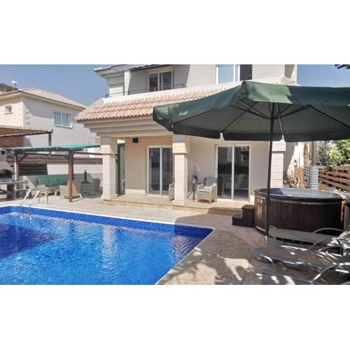 GREAT VILLA MARIA