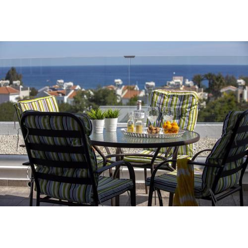 Green Bay Penthouse 2