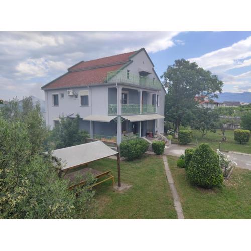 Green Garden Guesthouse