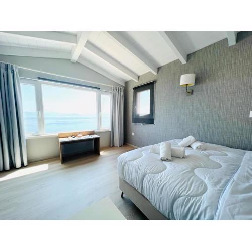Green Horizon 3 BR House with Sea View