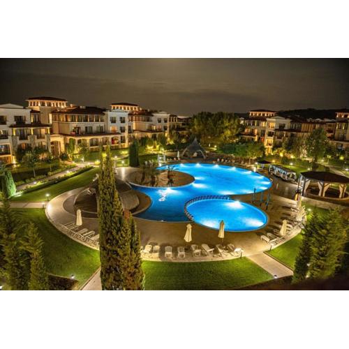 Green Life Beach Resort Apartment