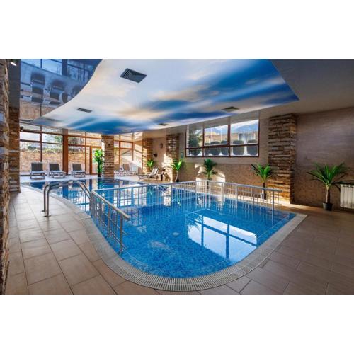 Green Wood Hotel & Spa