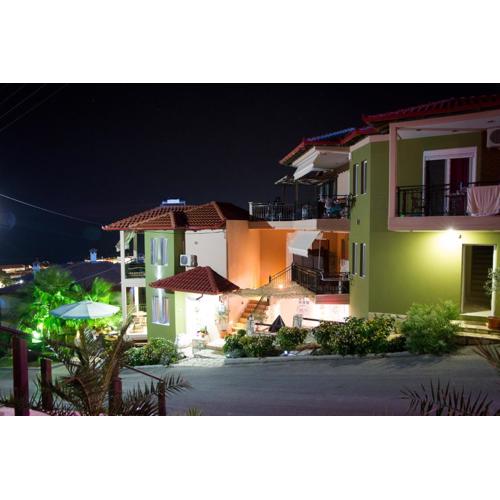 GreenHill Holiday Suites