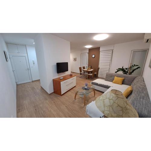 Greenline Pula Apartment
