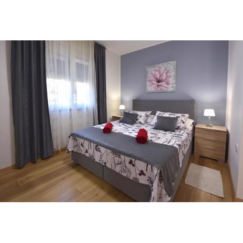 Greenvine Apartment