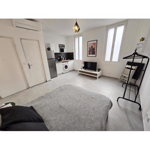 GregBnb - Studio 22m2 - Climatisé -10min Gare - 2