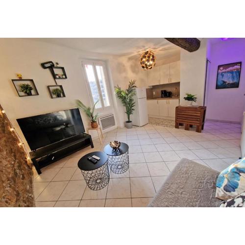 GregBnb - T2 Design 30m2 - Ouest