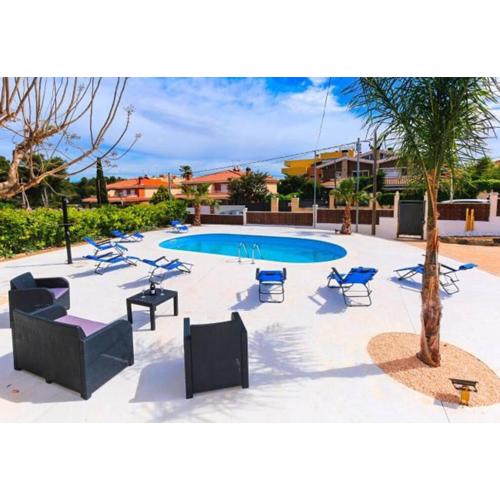 GRH Villa Bianca, con piscina privada, barbacoa y amplio jardín