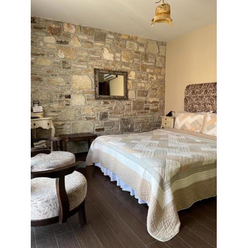 Griffon Hotel