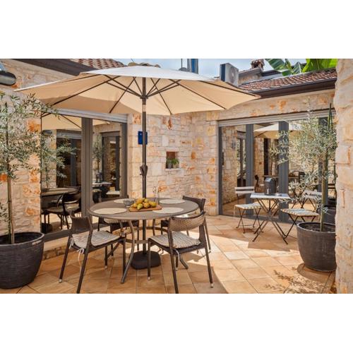 Grota Premium Apartment & Room