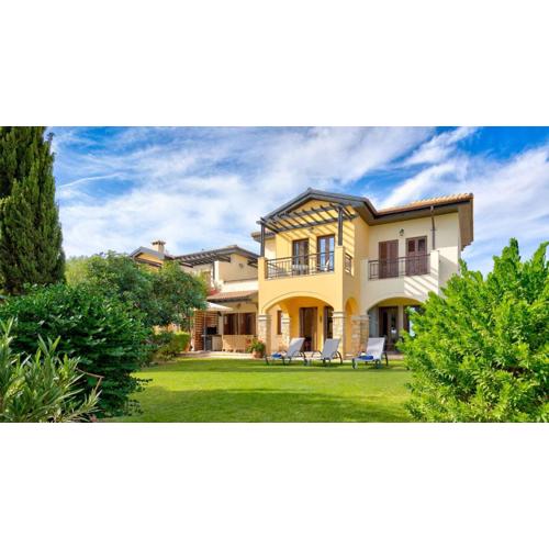 Ground floor apartment with golf and sea views - Roudias, Aphrodite Hills Resort