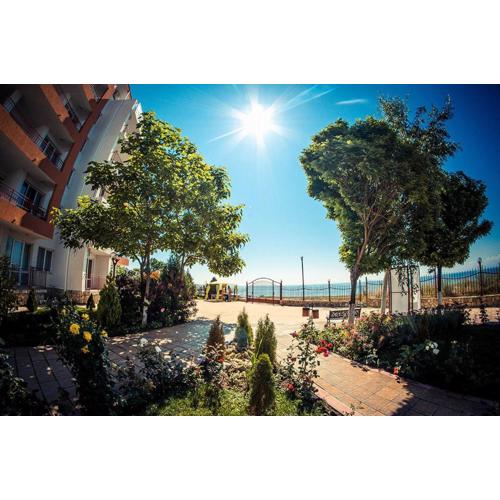GT Riviera Fort Beach Apartments