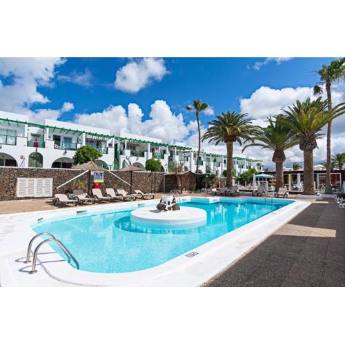 Guasimeta Duplex - Pool & Balcony