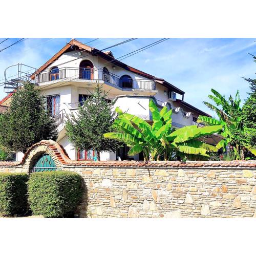 Guest House - Heaven