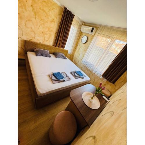 Guest House Amfora with a sea view