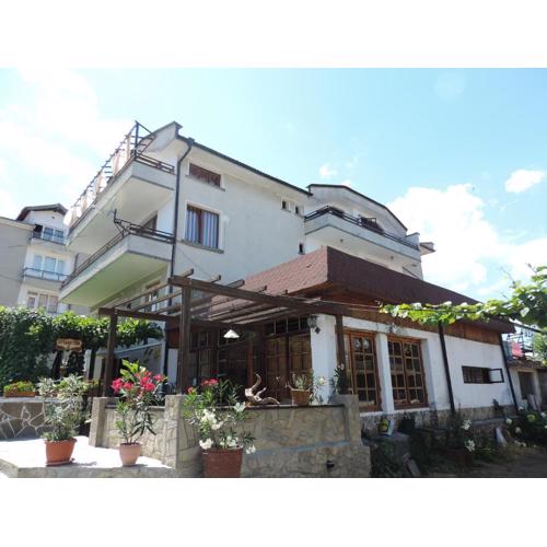 Guest House Bа́kish Obzor