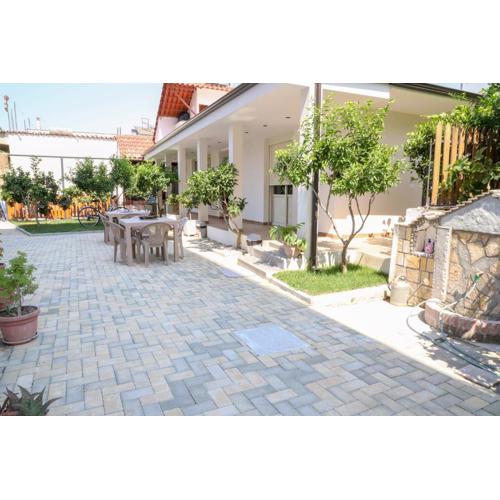 Guest House ESANBJA