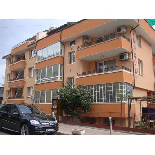 Guest House Lazur