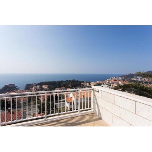 Guest House Old Town View - One Bedroom Apartment with Balcony and Sea View - A 2 2 Romantic