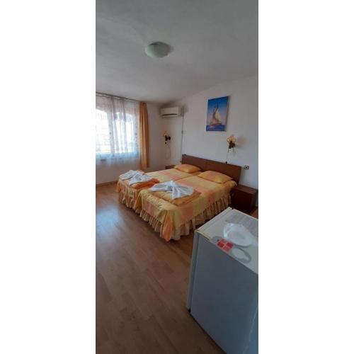 Guest House Plada View