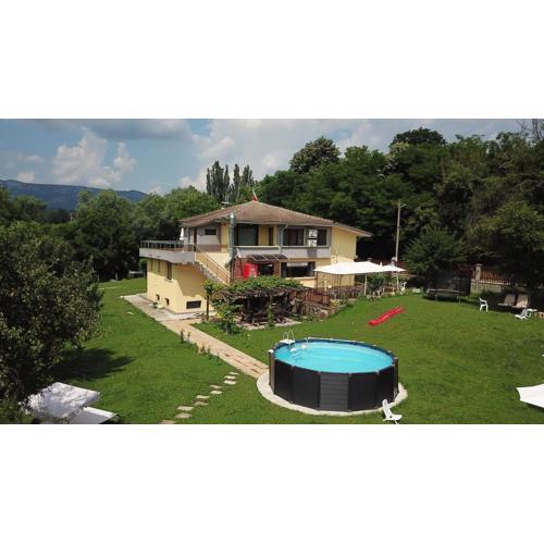 Guest house-restaurant St. George / Къща за гости-ресторант Свети Георги