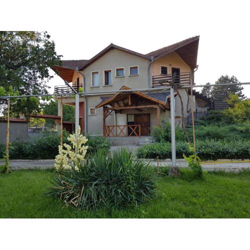 Къща за гости Садово Guest House Sadovo
