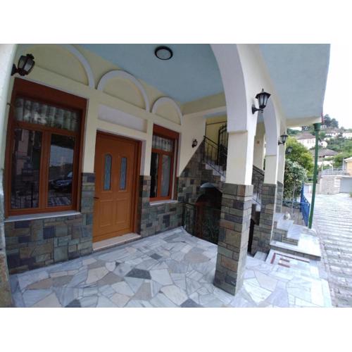 Guest House Urat