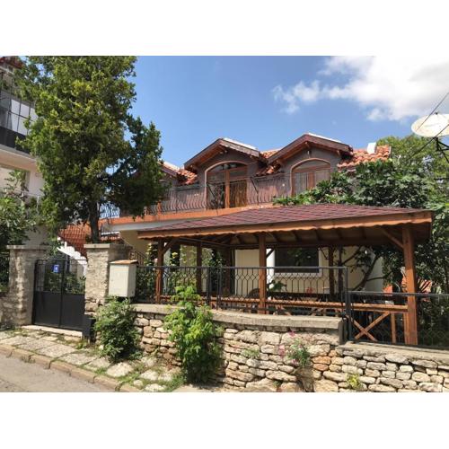 Guest House Yoanna