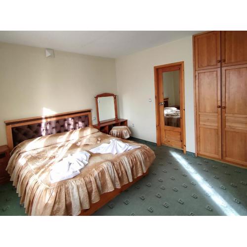 Guest Rooms Grachenovi