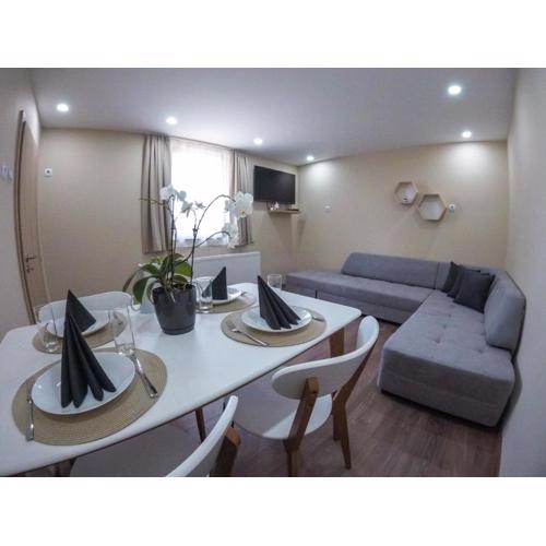 Guest Rooms Lencho