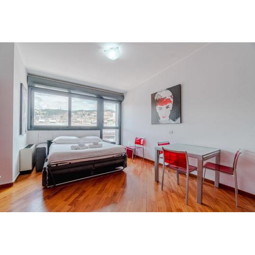 GuestHost - At Molo Antico apartment x2!