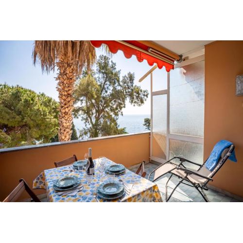 GuestHost - Bright Seaview Apartment in Sanremo