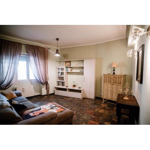 GuestHost - Tomik Apartment