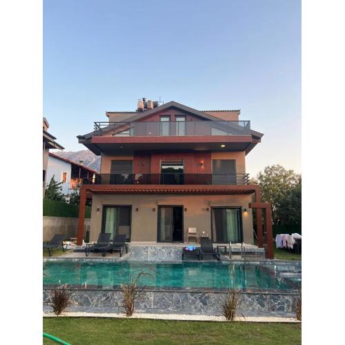 Güneş Villa