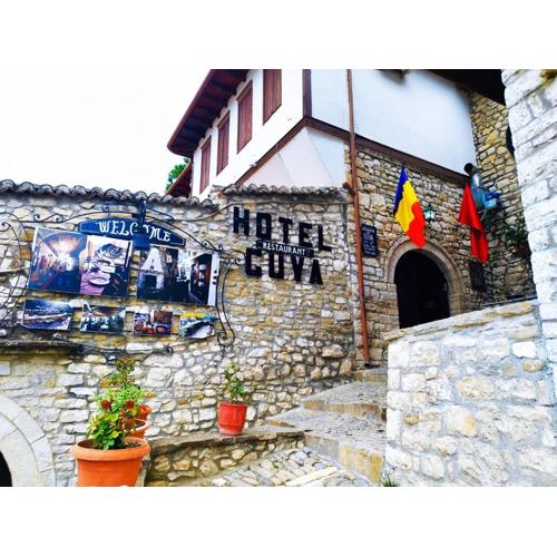 Guva Mangalem Hotel Restaurant
