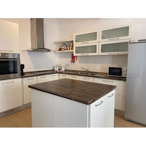 Gzira 2 Bed Maisonette