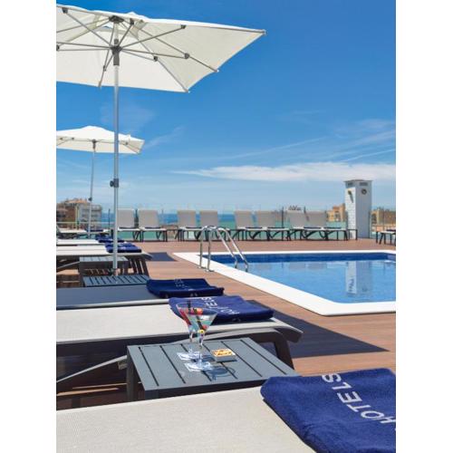 H10 Delfín - Adults Only