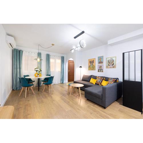 H2M Feijoo close to city center in a quiet area