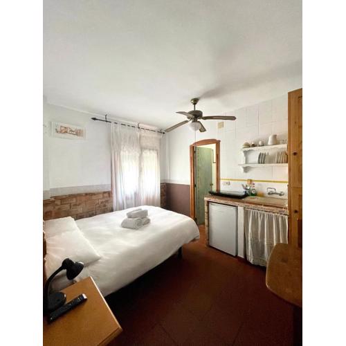 Habitación con baño y cocina privados en Albaicin