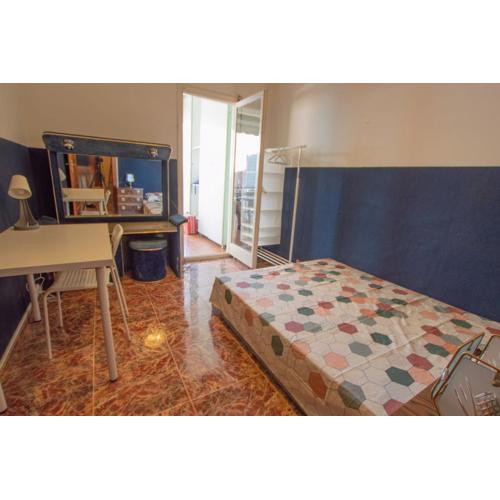 Habitación con vistas muy céntrica