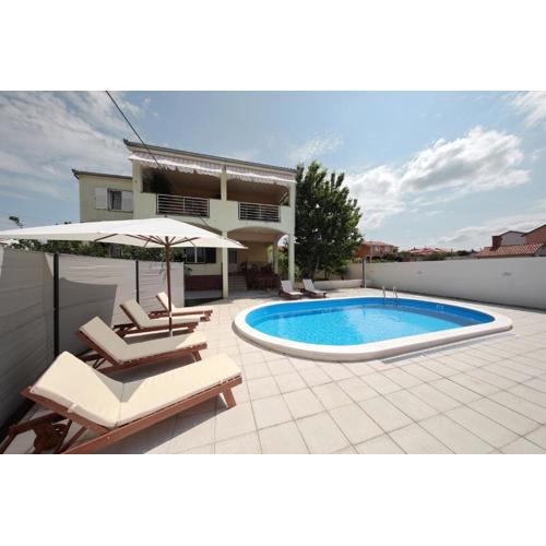 HACIENDA MIA with pool,BBQ,free parking