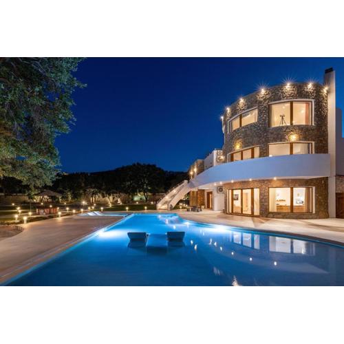 Hamilton Grand Villa