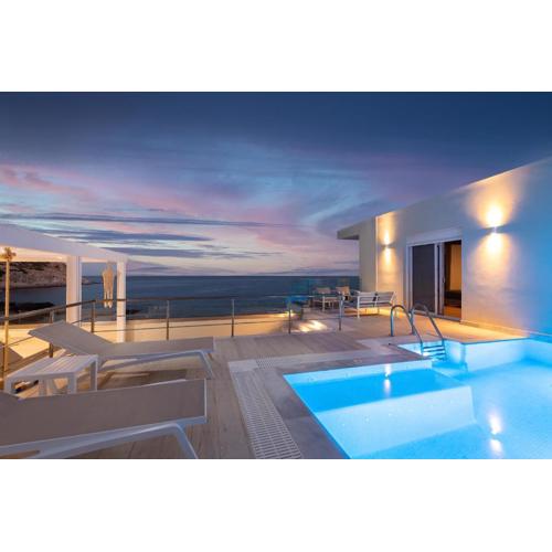 Hamilton Sea Front Villa