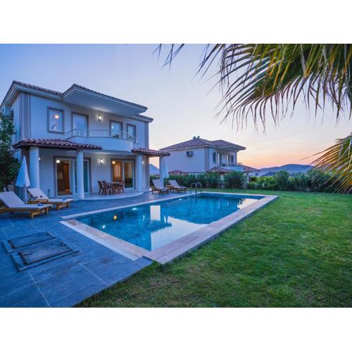Hanel Life Royale 11 Villa With Private Pool