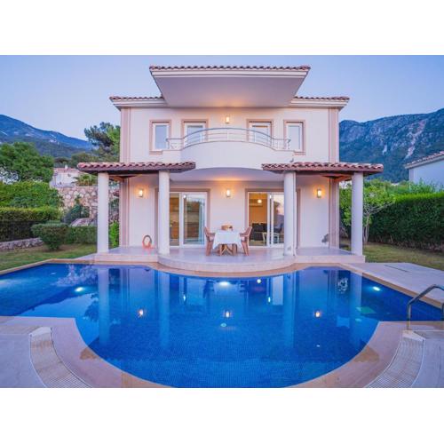 Hanel Life Royale 15 Villa With Private Pool