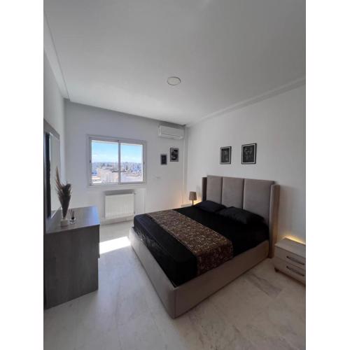 Happiness Apartment
