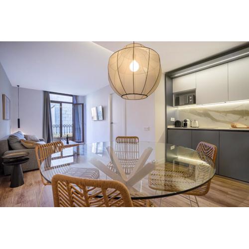 Happy Apartments