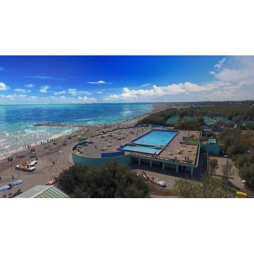 Happy Camp Mobile Homes in Camping Village Rosapineta