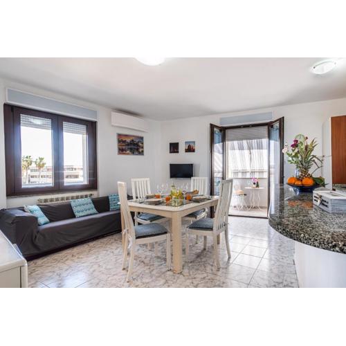 Happy Grey House - Happy Rentals